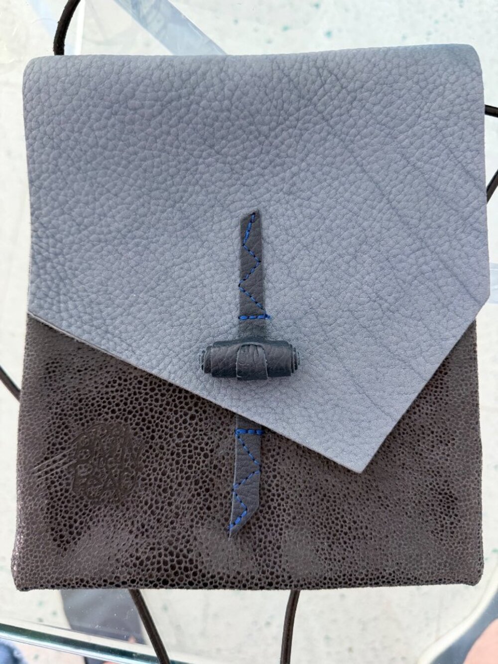 Handcrafted Two Toned Stingray Leather Artisanal Crossbody Bag Blue Casual - Picture 12 of 13